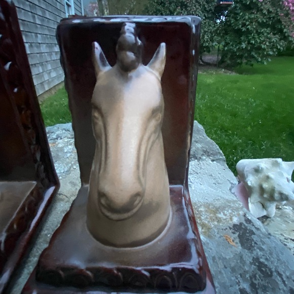 Ceramic horse bookends - Picture 4 of 9